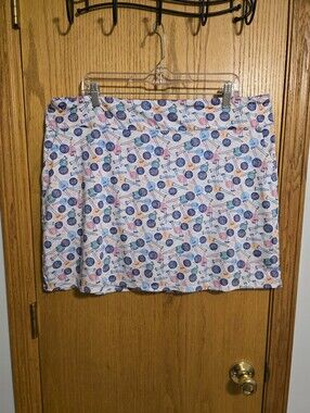 Emerald 18 Women’s Printed A-Line Skort in White with Blue & Pink Motif
